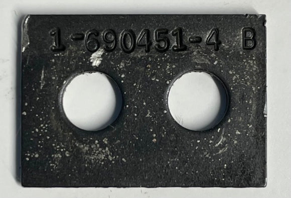 1-690451-4 Applicateur de décapant d'espacement TE Amp